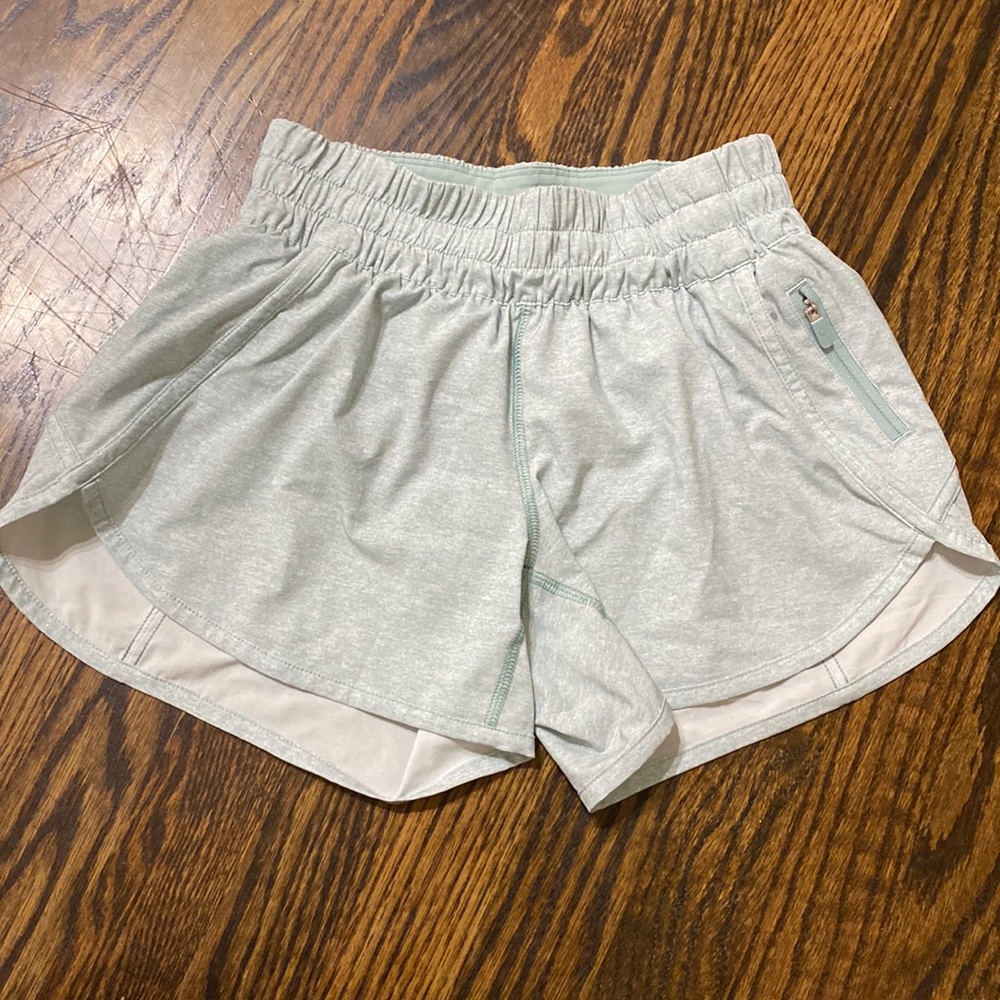 Tracker short 4” Heather blue